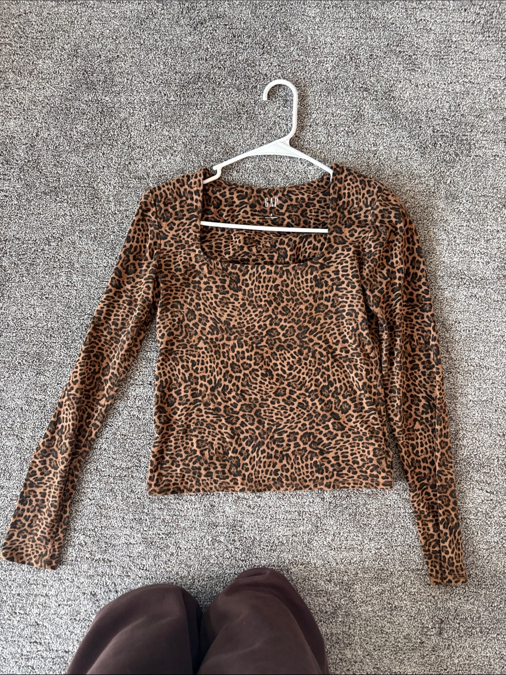 Brown Cheetah Leopard Print Long-Sleeve Square Neck Top